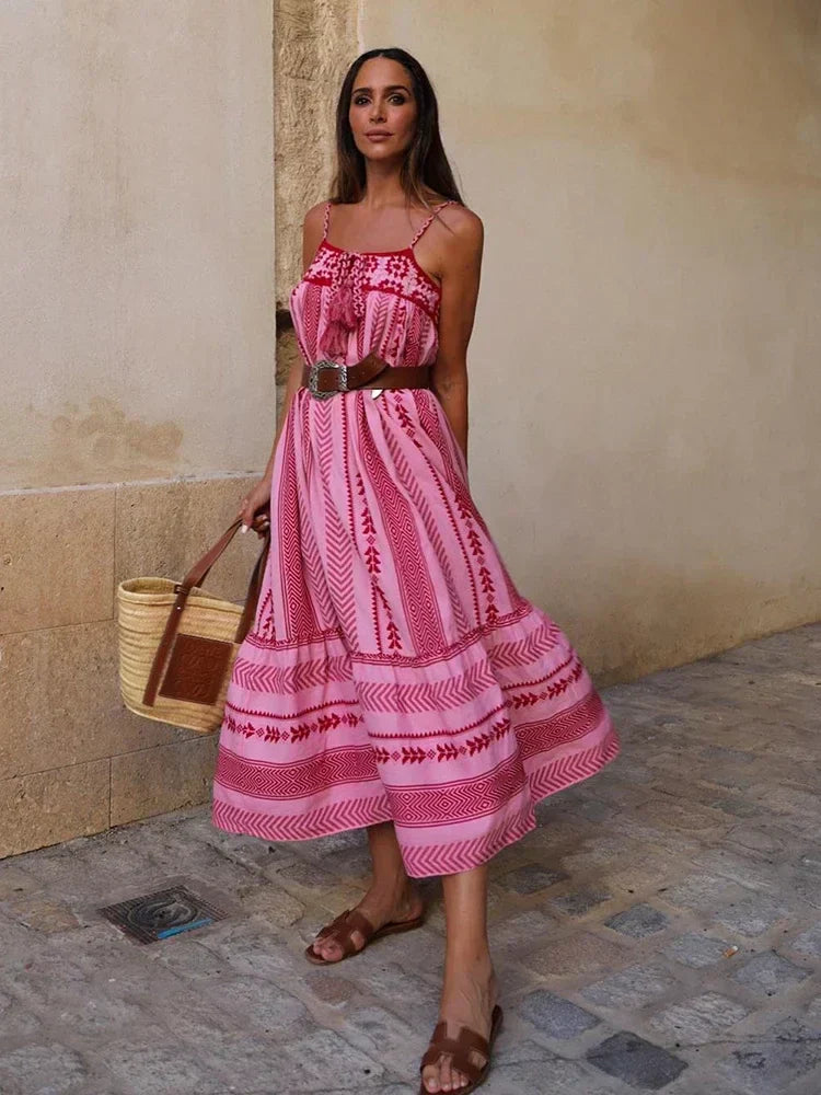 Baruni | robe style boho avec corset, ornée de résille et de motifs floraux