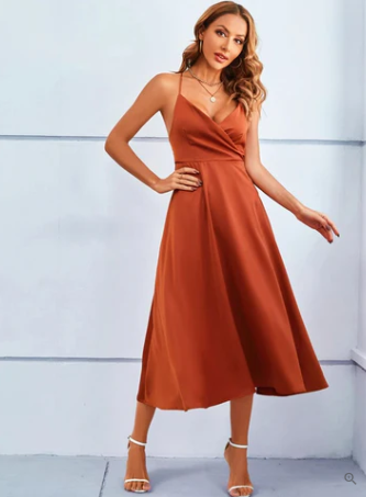 Scarlett - Robe maxi dos-nu en satin sans bretelles